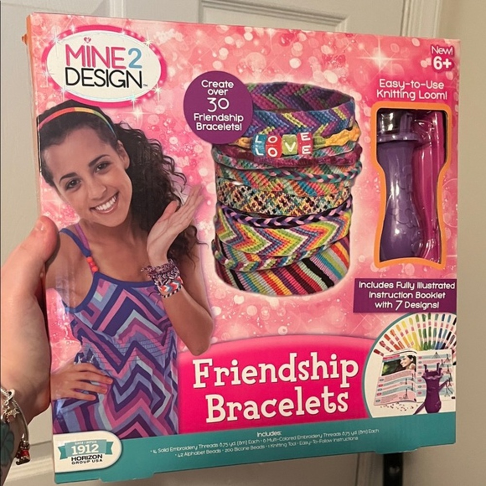 Mine 2 Design Friendship Bracelets Kit - Multicolor